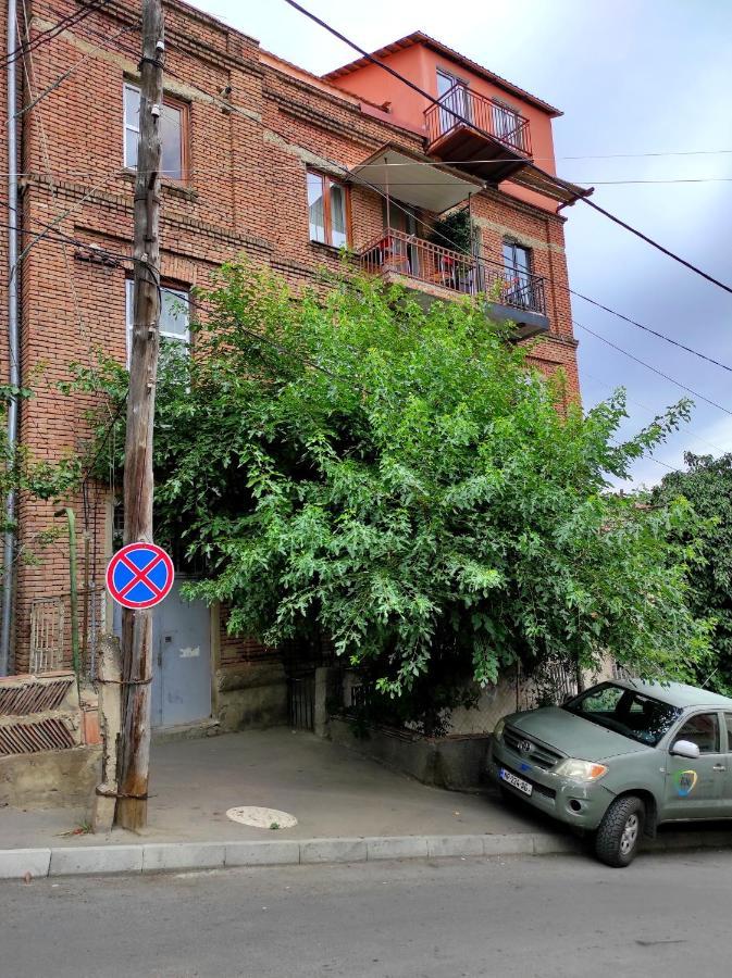 Tranquil Apartment In Vake Tiflis Dış mekan fotoğraf