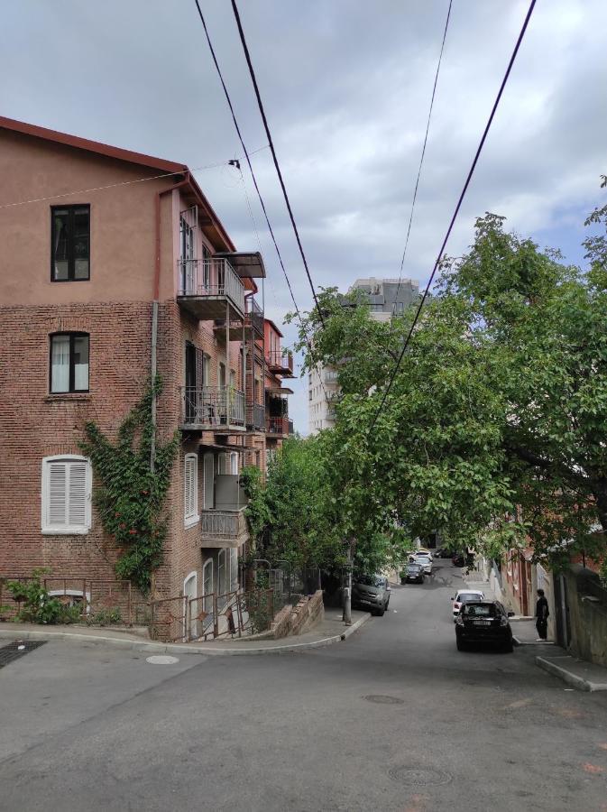 Tranquil Apartment In Vake Tiflis Dış mekan fotoğraf